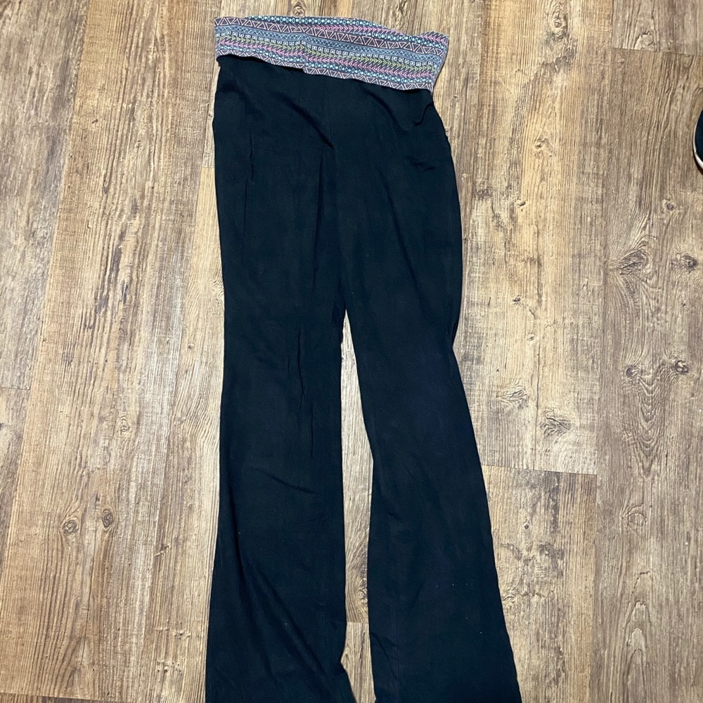 Xhilaration Yoga Pants